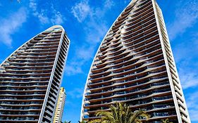 Sunset Waves Luxury Apartment
